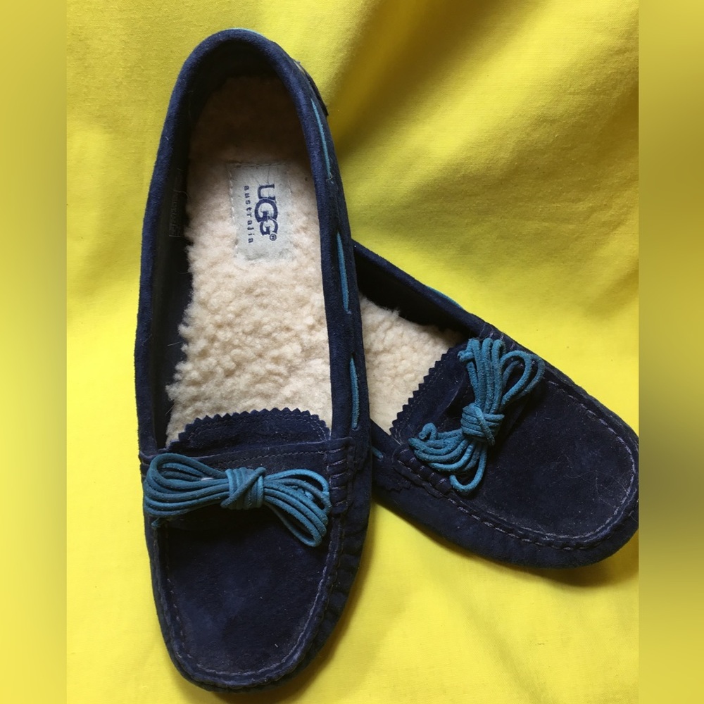 UGG Blue  Suede Moccasins SZ 8 NWT